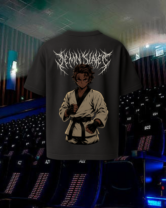 Camiseta negra Demon Slayer Tanjiro